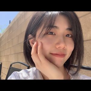 Meet your Posher, Yingyi